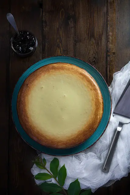 Whole cheesecake in a pan